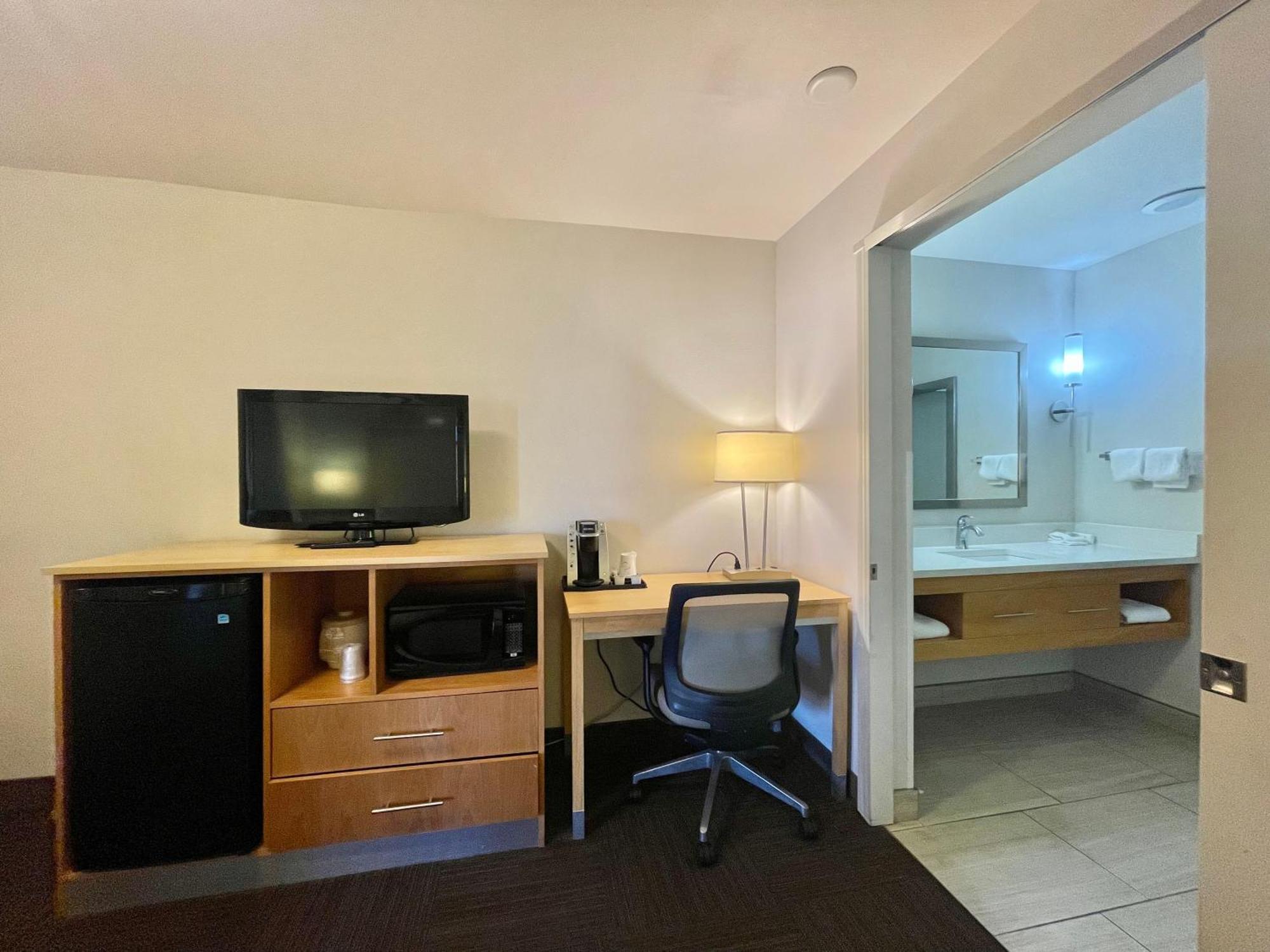 Red Roof Inn Plus & Suites Tampa Zimmer foto